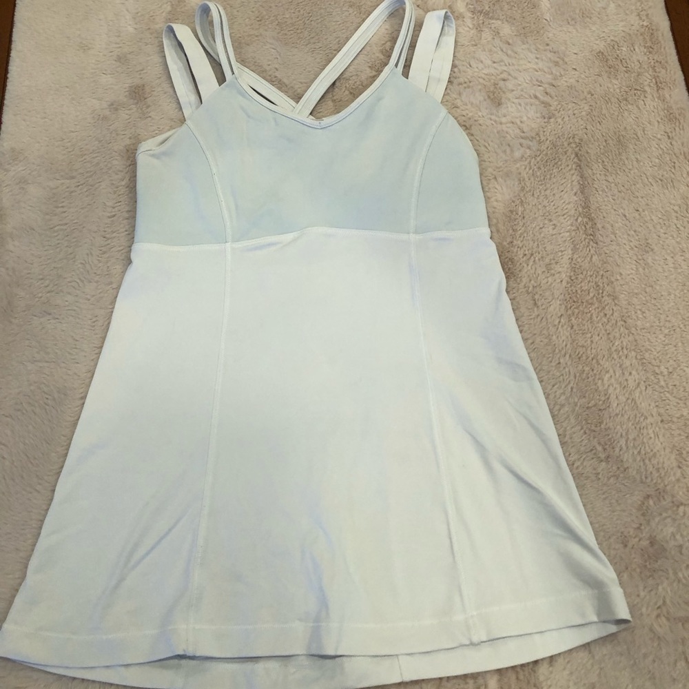 🍋 Lululemon Pale Blue and White Criss Cross Tank, Size 8